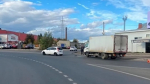 В Самаре водитель грузовика врезался в легковушку с детьми 4-х и 2-х лет