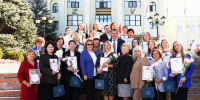 Иван Носков наградил лучших учителей школ и работников детских садов - Самарская Газета