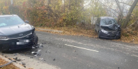 В Самаре 42-летний водитель пострадал в столкновении Geely и «Гранты» - Комсомольская Правда Самара