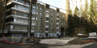В Самаре в сквере имени В. Чудайкина укладывают плитку и монтируют освещение - ProGorodSamara.Ru