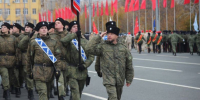Казаки Волжского войска отточили шаг перед Парадом Памяти 7 ноября 2025 года в Самаре - ГТРК Самара