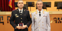 В этот торжественный день были отмечены сотрудники органов внутренних дел, которые внесли значительный вклад в обеспечение правопорядка и безопасности граждан. - НИА Самара