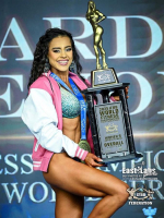 Дарья Шаповалова из Самары стала чемпионкой мира по бодибилдингу