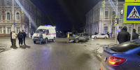 Влетел в иномарку, а затем в столб: в Сызрани 18-летний парень на «Приоре» устроил жесткое ДТП на перекрестке - Комсомольская Правда Самара