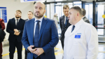 Губернатор Федорищев осмотрел новую поликлинику в Смышляевке