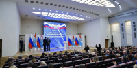 В Самаре в День Конституции РФ Вячеслав Федорищев вручил госнаграды жителям - ProGorodSamara.Ru