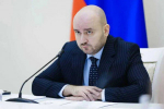 В ходе совещания губернатор поручил провести работу с главами муниципалитетов, чтобы команды на местах максимально быстро отрабатывали проблемные ситуации и при необходимости помогали коммунальным службам.