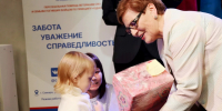 В Самаре депутаты в преддверии Нового года исполнили мечты детей участников СВО - Комсомольская Правда Самара