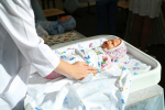 В реанимацию детской больницы попали шесть младенцев из роддома в Новокузнецке