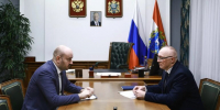 Губернатор Вячеслав Федорищев встретился с главой Красноярского района Юрием Горяиновым - SamaraGIS.Ru