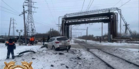 В Тольятти водитель Hyundai заехал под электричку - Газета Репортёр