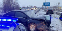 Трое пострадавших (на автодороге "Самара — Бугуруслан") из отечественного автомобиля госпитализированы. Водитель иномарки скончался на месте ДТП. - НИА Самара