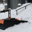 В Казани проходят испытания двух роботов, работающих в паре – один сгребает снег, а второй, двигаясь следом, отбрасывает его в сторону и разравнивает дорогу. - НИА Самара