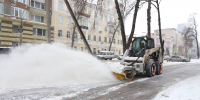Более 60 единиц техники для противогололедной обработки и уборки пешеходных зон дополнительно выводят на улицы Самары - Администрация городского округа Самара