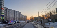 На ул. Белорусской в Самаре Toyota сбила пешехода, шедшего по "зебре" - Волга Ньюс