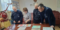 ервый этап регионального конкурса детского рисунка «Мои родители работают в пожарно‑спасательном подразделении» успешно прошёл и в пожарно‑спасательном отряде № 42 - Центр по делам гражданской обороны, пожарной безопасности и чрезвычайным ситуациям