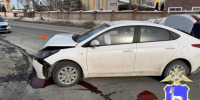 Юная самарчанка за рулем Hyundai Solaris врезалась в световую опору - Волга Ньюс