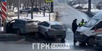 В Самаре на пересечении Солнечной и Ново-Вокзальной произошло ДТП: есть пострадавшие - ГТРК Самара