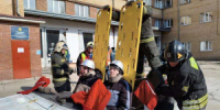 В Тольятти на базе 31 пожарно-спасательного отряда состоялись областные соревнования по проведению работ при ликвидации чрезвычайных ситуаций на автомобильном транспорте. - НИА Самара