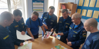 В Похвистневском и Борском районах в пожарно-спасательных отрядах № 35 и 48 соответственно успешно завершили первые этапы ежегодного регионального конкурса детского рисунка «Мои родители работают в пожарно-спасательном подразделении» - Центр по делам гражданской обороны, пожарной безопасности и чрезвычайным ситуациям