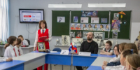 В преддверии Дня космонавтики, 65-летия полета Ю.А. Гагарина – первого полета человека в космос в школах Самарской области прошел 10-й Гагаринский урок «Космос – это мы». - НИА Самара