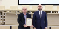 Ко Дню космонавтики награды сотрудникам РКЦ "Прогресс" вручил Вячеслав Федорищев - Волга Ньюс