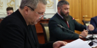 9 апреля глава города Самары Иван Носков провел совещание с руководителями компаний, которые строят социальные и жилые объекты на территории областной столицы. - НИА Самара