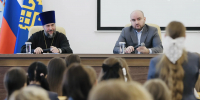 Вячеслав Федорищев встретился со студентами Поволжской академии Святителя Алексия - Самарская Газета
