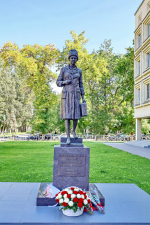 Истории, застывшие в бронзе. Как рождались скульптуры, украшающие Самару