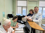 Почему перед операцией на глазах нужно обязательно посетить стоматолога?