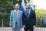 Вячеслав Федорищев вручил госнаграды строителям региона