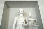 Суд продлил арест экс-главы самарской федерации бокса Андрея Королева