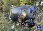 Водитель иномарки съехал в кювет в Самарской области: двое пострадали