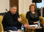 Иван Носков поручил расширить формы наставничества для молодых учителей
