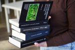 Книги Бурно написаны на стыке глубокой клинической психиатрии и душевной гуманитарной прозы. Они адресованы тем, кто чувствует себя «не такими, как все» и помогают принять свой характер, а также научиться выражать его через творчество, науку и общение с п