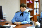Самарчанка самовольно возвела железные перегородки в общем коридоре и на лестничной площадке